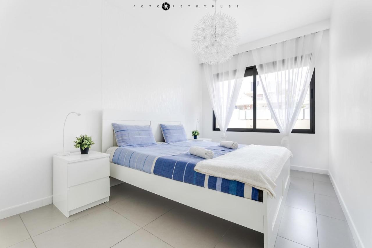 Apartamento En La Planta Baja "Playa Elisa" Pilar de la Horadada Exterior photo